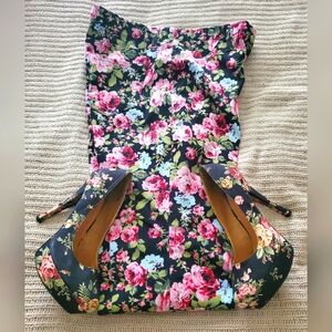 Floral pants w/ matching heels set 💐
